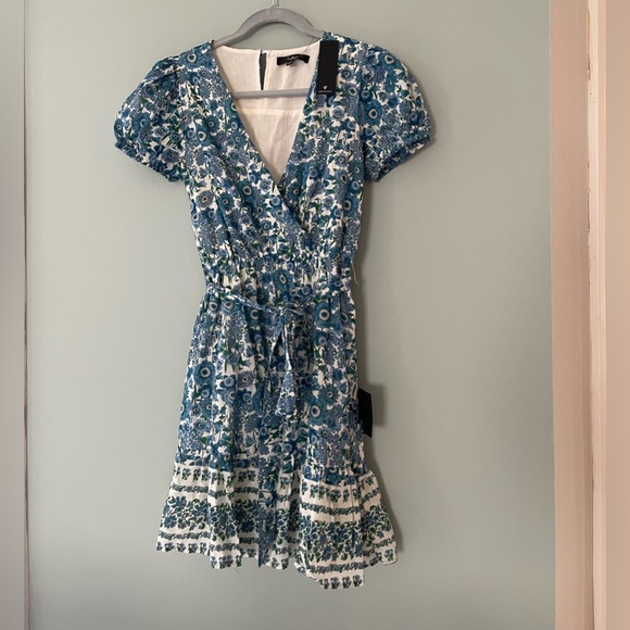 Lulu's Womens Flower Wrap Dress Size Small Morning at the Market - Picture 10 of 14